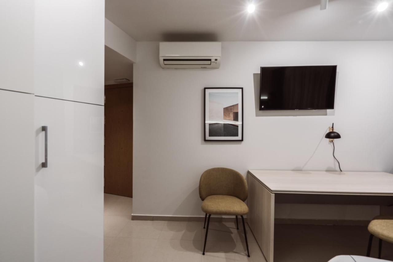 Exclusive Rooms In The Heart Of The City Madrid Exterior photo