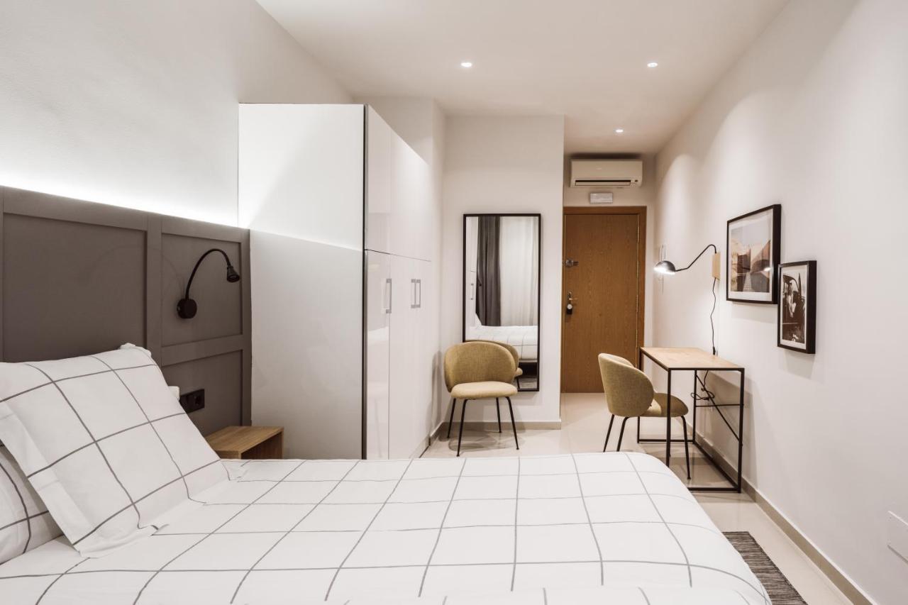 Exclusive Rooms In The Heart Of The City Madrid Exterior photo